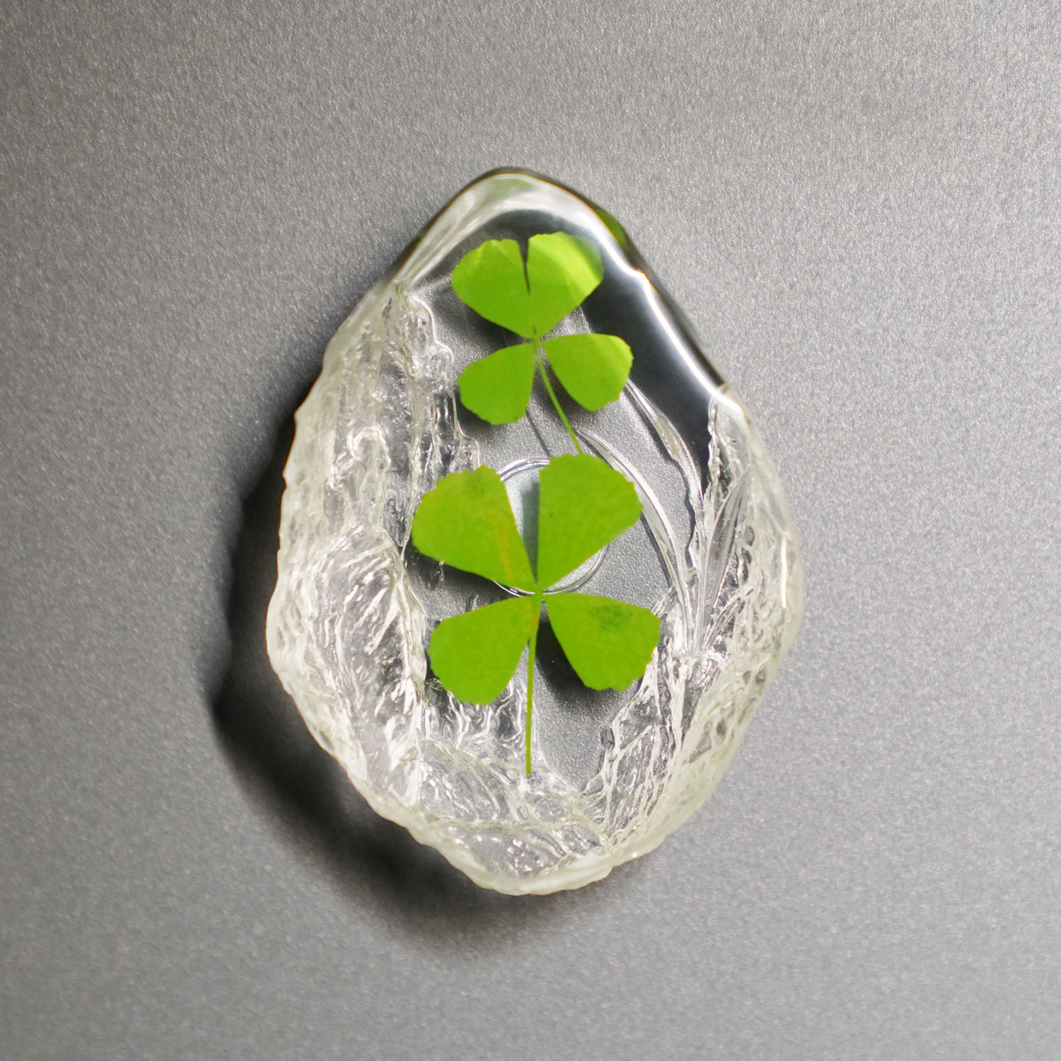 Leaf-shaped fridge magnet (3)