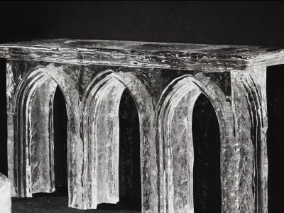 CONSOLE TABLE